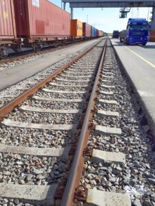 Die Verladegleise am Umschlagbahnhof Ulm-Dornstadt (Oktober 2020).